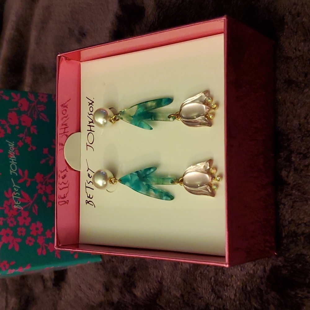 Tulip drop earrings - Picture 4 of 5